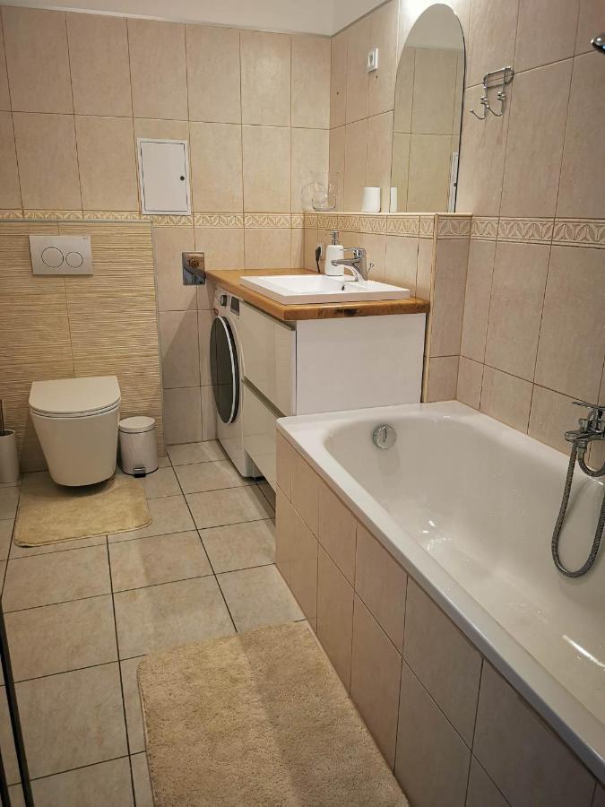 Panorama Gold Wellness Apartman Siófok Exteriör bild