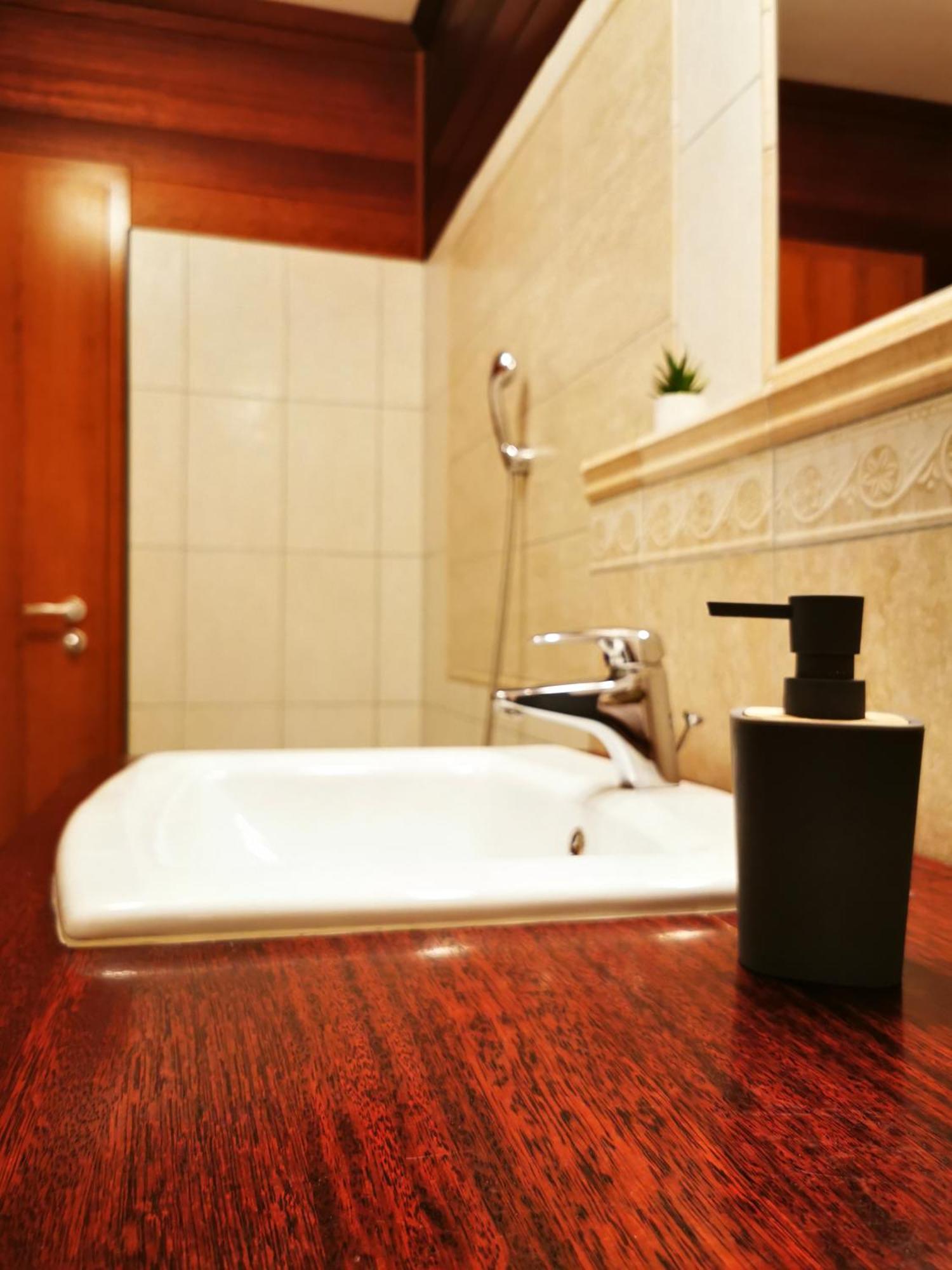 Panorama Gold Wellness Apartman Siófok Exteriör bild