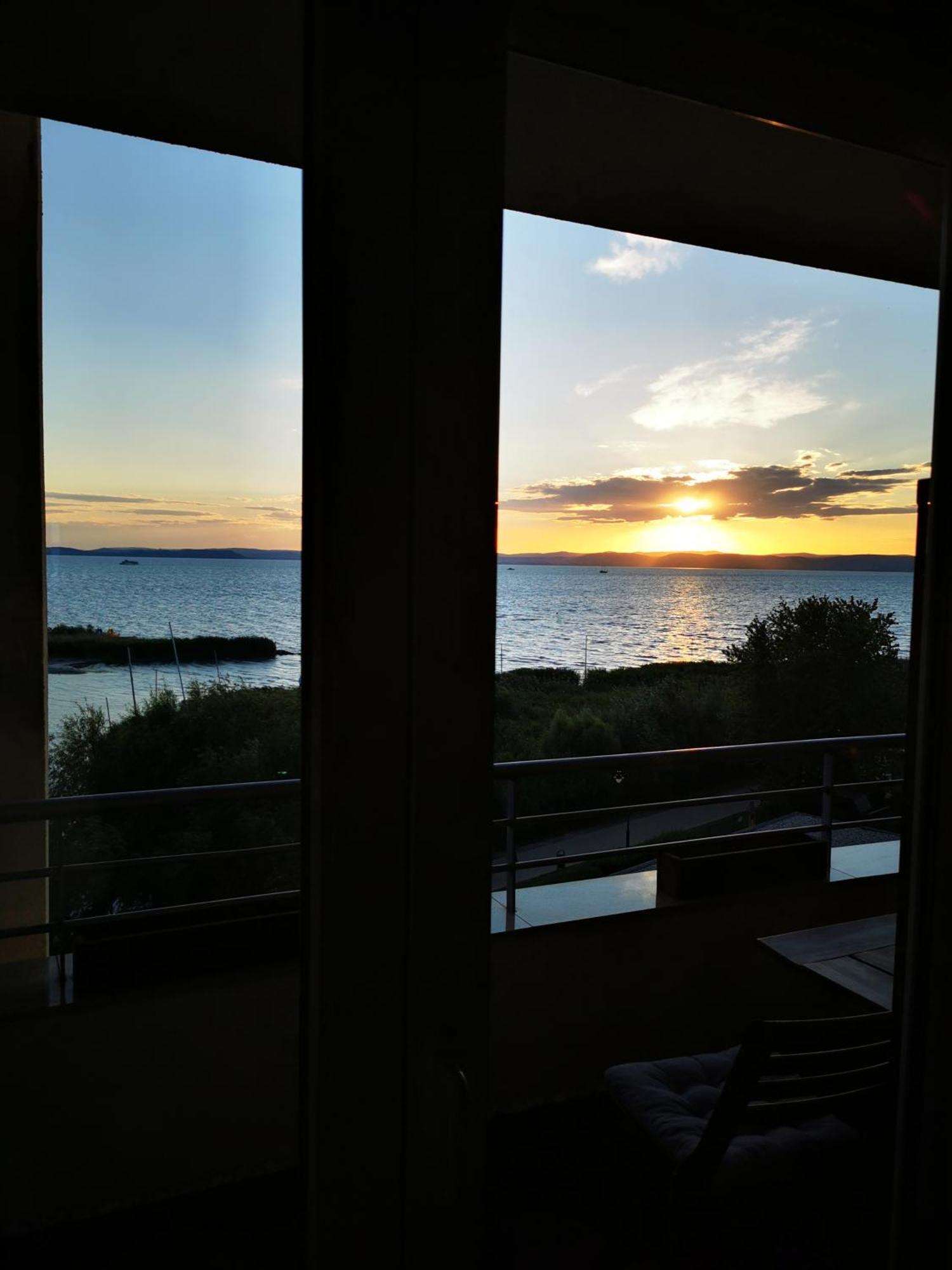 Panorama Gold Wellness Apartman Siófok Exteriör bild