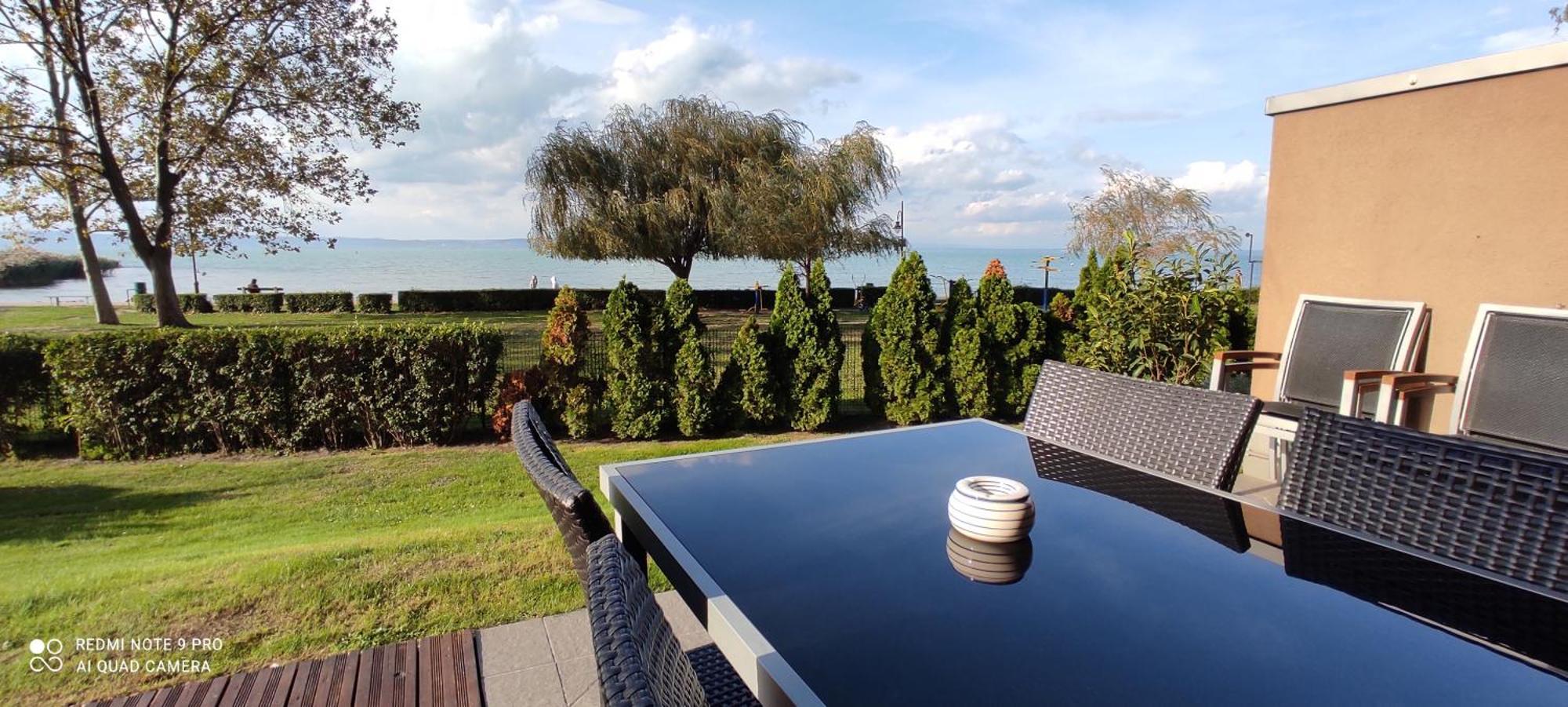 Panorama Gold Wellness Apartman Siófok Exteriör bild
