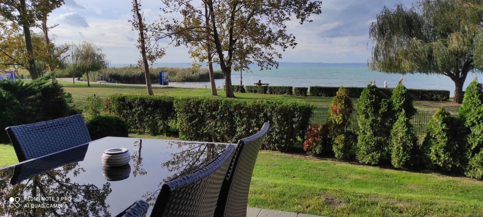 Panorama Gold Wellness Apartman Siófok Exteriör bild